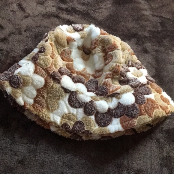 Accessories - Floral hat